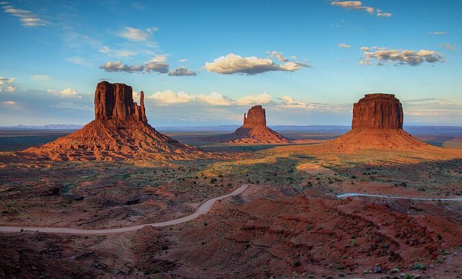 2.5 Hours of Monument Valley's Backcountry 4×4 Tour - Key things to know before you book