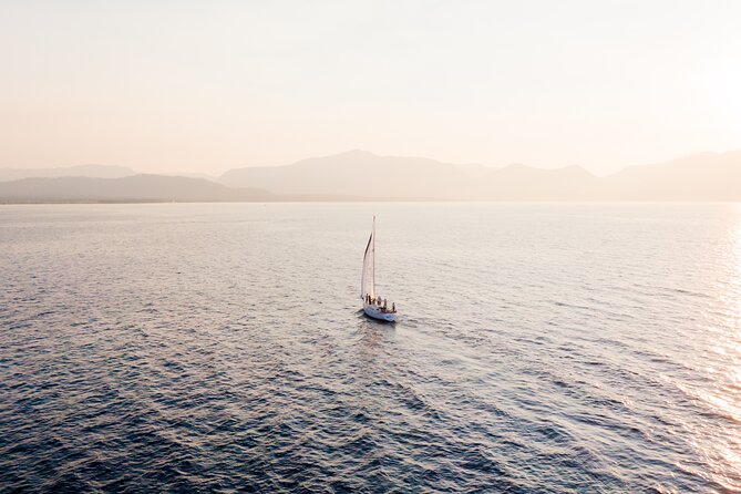 2 Hour Sailing Cruise on Lake Tahoe - The crew makes the small group work