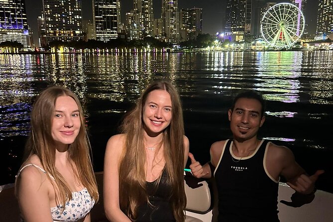 2 hrs Miami Private Boat Tour with Cooler, Ice, Bluetooth Stereo - Why Miami looks best from the water