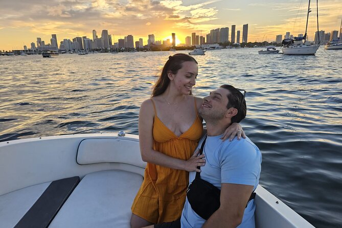 2 hrs Miami Private Boat Tour with Cooler, Ice, Bluetooth Stereo - What the price really means