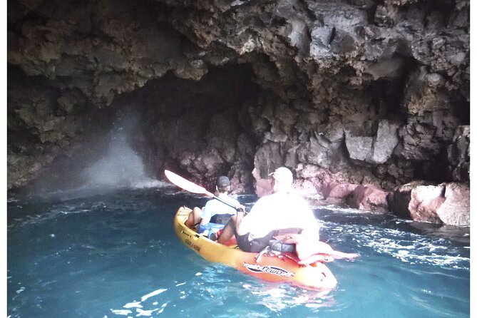 3.5 Hour Kailua-Kona Ocean Kayak and Snorkel Tour - Sea caves, lava tubes, and wave-carved features