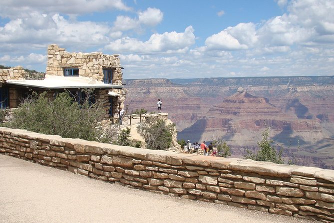 3 Hour Back-Road Safari to Grand Canyon with Entrance Gate By-Pass at 9:30 am - Why the back road matters at 9:30 am