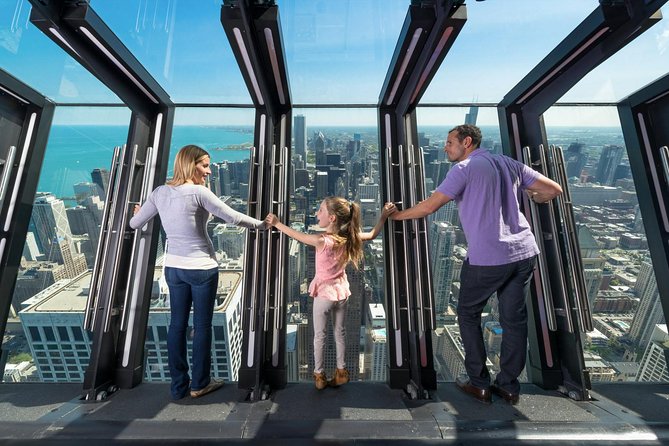 360 CHICAGO Observation Deck Admission - The fast ride to the 94th floor