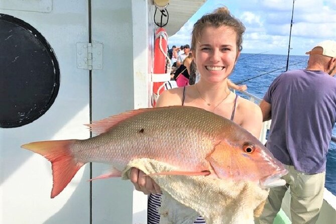 4-Hour Day or Night-Time Reef Bottom Fishing Charter in Fort Lauderdale - How much help will you get?