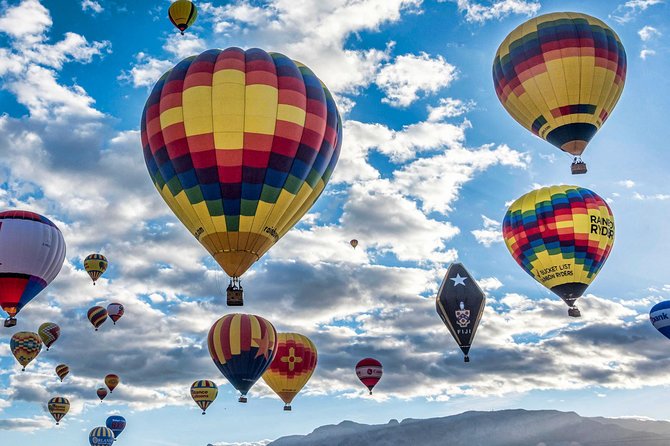 Albuquerque Hot Air Balloon Ride at Sunrise - The pilot is also your guide