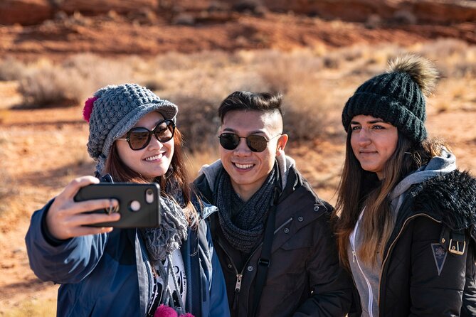 Antelope Canyon and Horseshoe Bend Day Tour from Flagstaff - Two Arizona icons from one Flagstaff departure