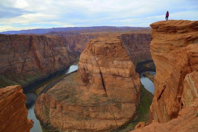 Antelope Canyon and Horseshoe Bend Day Tour from Flagstaff - Navajo guiding and better canyon photos