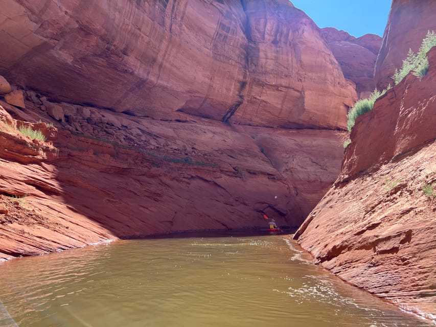 Antelope Canyon Lake Powell: Guided Kayaking & Hike Tour - Hiking into the slot canyon