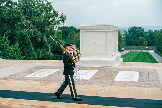 Arlington National Cemetery Walking Tour & Changing of the Guards - Finishing at the Kennedy family graves