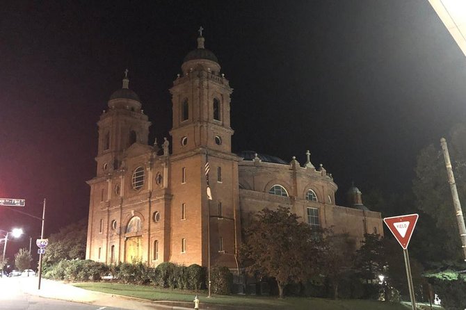 Asheville Night-Time Walking Ghost Tour - Walking pace, weather, and group size