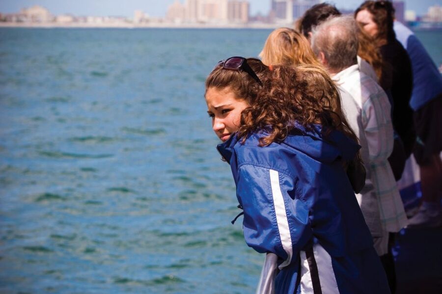 Atlantic City: Dolphin Watching Ocean Cruise Adventure - Finding dolphins around Atlantic City
