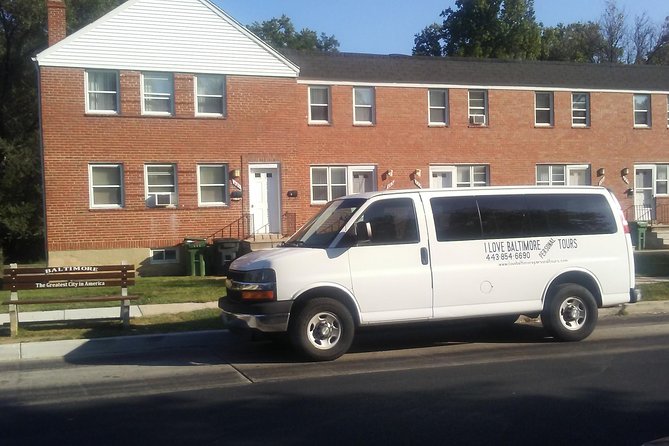 Baltimore's Historical Sightseeing Tour - The Fort McHenry film stop
