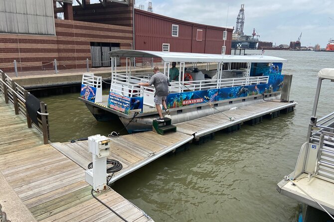 Baywatch Dolphin Tours – Pier 21 Galveston - What the 45-minute route is like