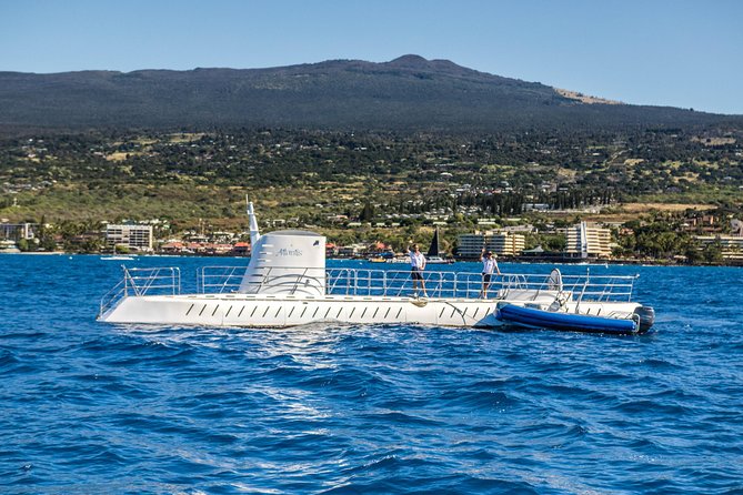 Big Island: Atlantis Submarine from Kona Beach - What the Narration Adds