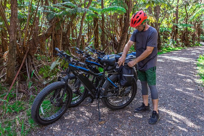 Big Island: Fat Tire E-Bike Tour through Volcanoes National Park - Meeting at Kilauea Lodge and getting comfortable on the bike