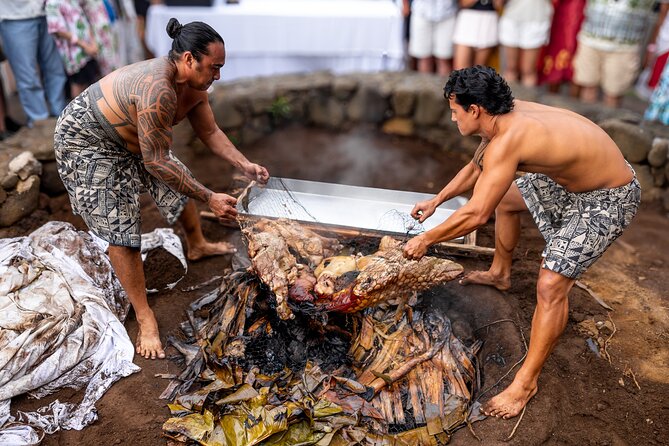 Big Island, Hawaii: Admission to Voyagers of the Pacific Luau - Is $190.91 good value?