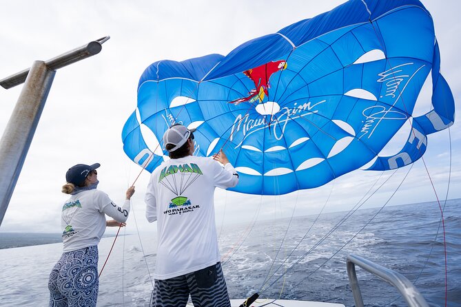 Big Island Parasailing Experience - Choosing between 800, 1,200, tandem, and triple flights