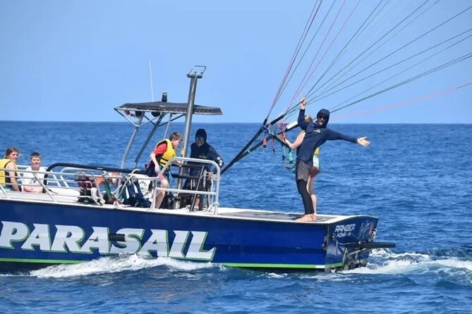 Big Island Parasailing Experience - The crew, safety, and the first-time experience