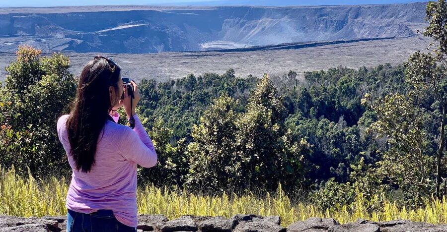 Big Island: Volcanoes, Waterfalls, & Coffee Farm Day-Trip - Punalu’u Bake Shop adds a small local-food break