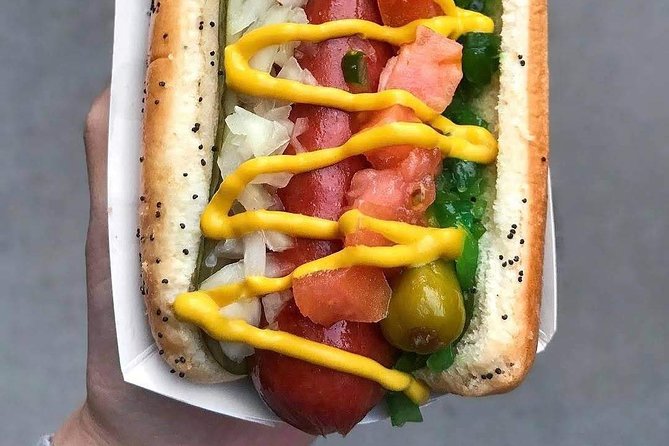 Bikes, Bites & Views: Chicago's Signature Dishes Bike Tour-Adults - Weather, clothing, and booking advice