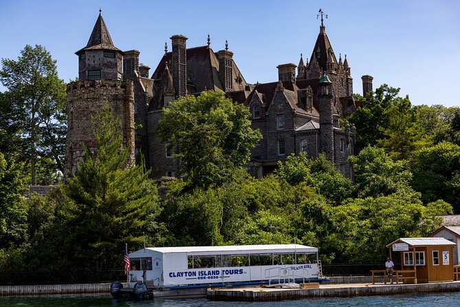 Boldt Castle and 2 Nation Tour - Cruising past Millionaire’s Row and island homes