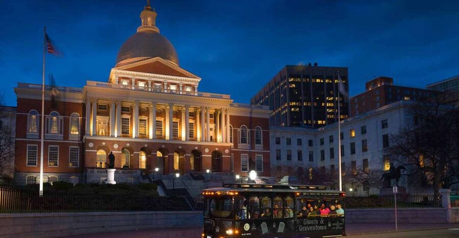 Boston: 1.5-Hour Ghosts and Gravestones Tour - Key points to know before you book
