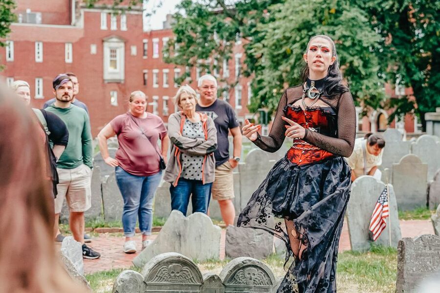 Boston: 1.5-Hour Ghosts and Gravestones Tour - Starting at Marriott Long Wharf