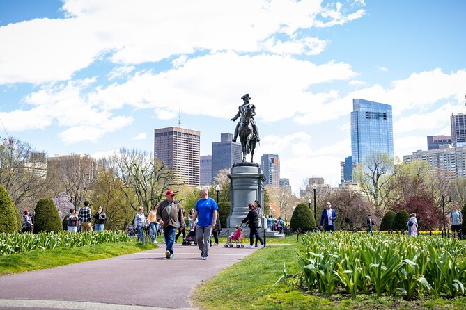 Boston Food & History: Pizza, North End & Freedom Trail - Ending in the Public Garden
