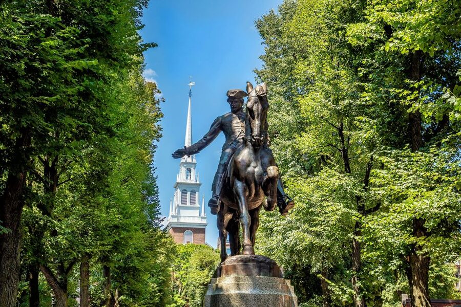 Boston: Freedom Trail History Small Group Walking Tour - Old North Church and the final viewpoint