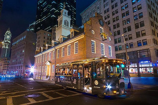Boston Ghosts and Gravestones Trolley Tour - Why guide quality matters so much
