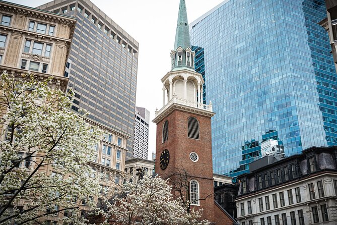 Boston History Tour: Scenic Walk Through Time & Landmarks - Boston Common and the stories of Beacon Hill