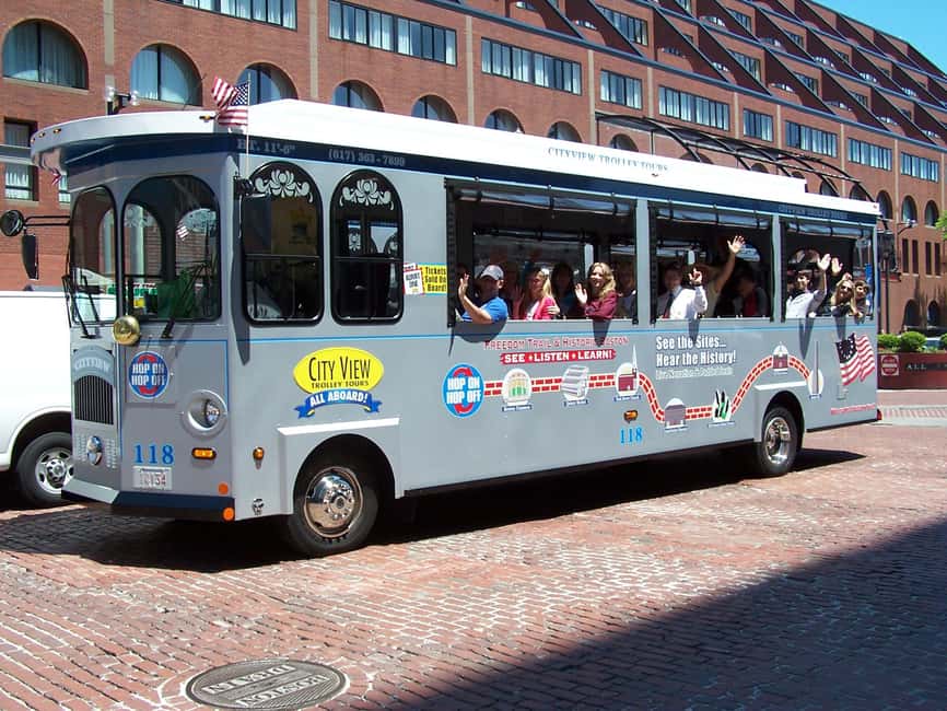Boston: Hop-On, Hop-Off 20+ Stops Trolley Ticket - Why the trolley works well in historic Boston