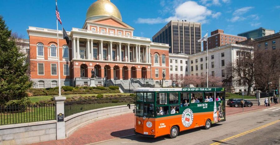 Boston: Hop-on Hop-off Old Town Trolley Tour - The green loop: Boston’s main historic ride
