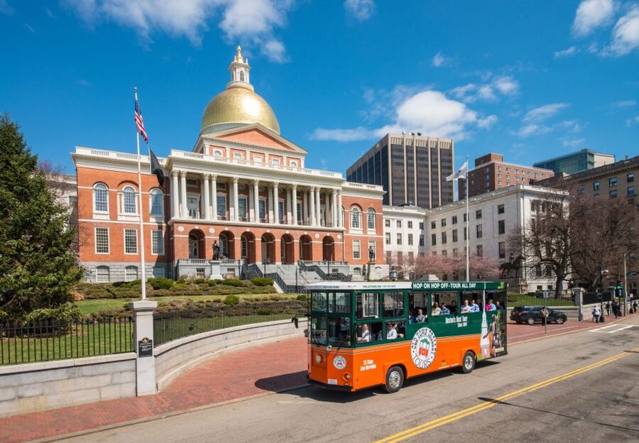 Boston: Hop-on Hop-off Old Town Trolley Tour - Starting at the waterfront near Long Wharf