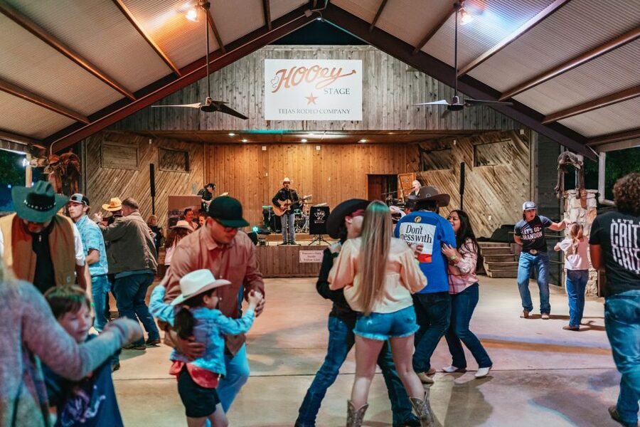 Bulverde: Saturday Night Rodeo General Admission Ticket - Why this Bulverde rodeo makes a good Texas night out