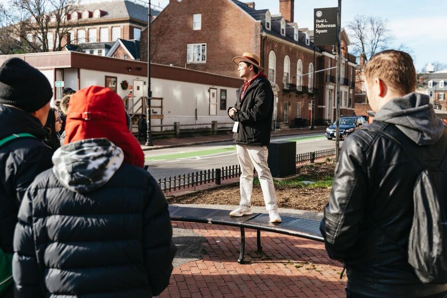 Cambridge: Harvard University Student-Guided Walking Tour - Starting in Harvard Square by the Red Line