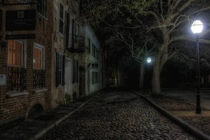 Charleston Ghosts of Liberty Guided Walking Tour - How the storytelling works