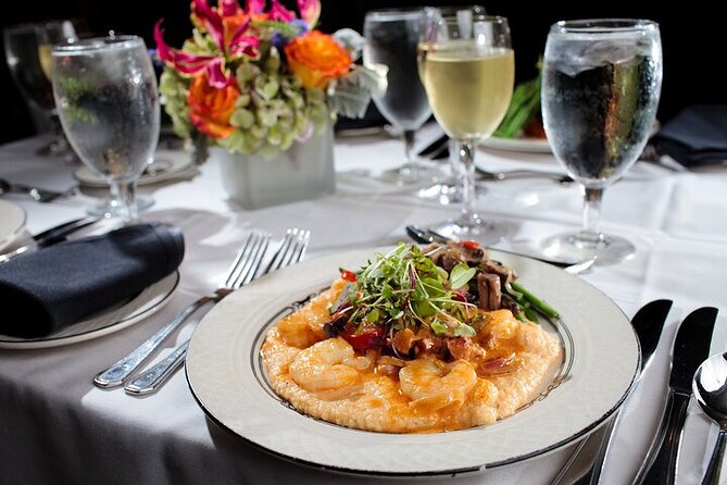 Charleston Harbor Luxury Dinner Cruise with Live Music - Fort Sumter, the Battery, and the Ravenel Bridge