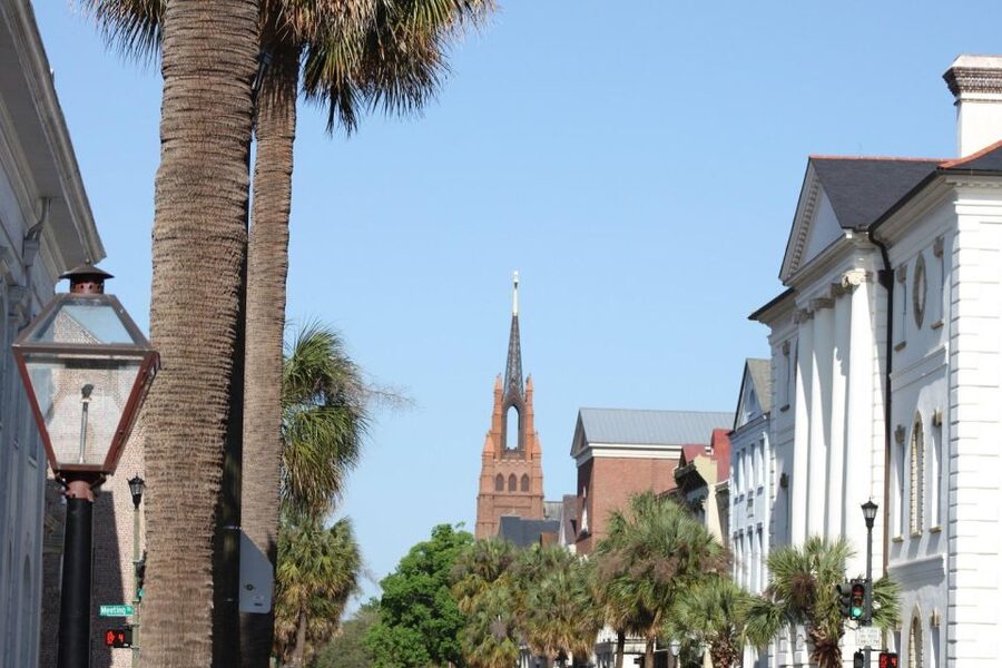 Charleston: Historic City Highlights Guided Bus Tour - From the Visitor Center to the Old Streets