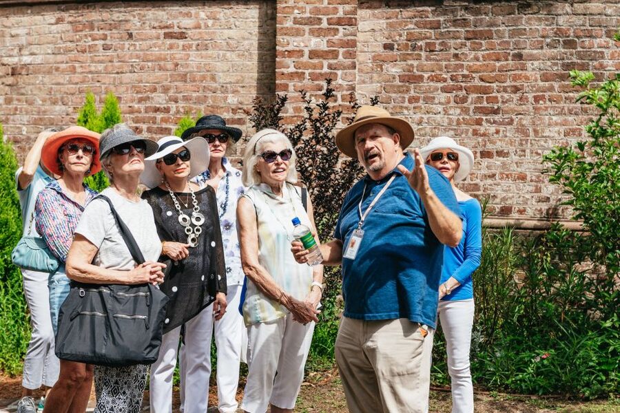 Charleston: Old Walled City Historical Walking Tour - Churches, tombstones, and the clues in old stone