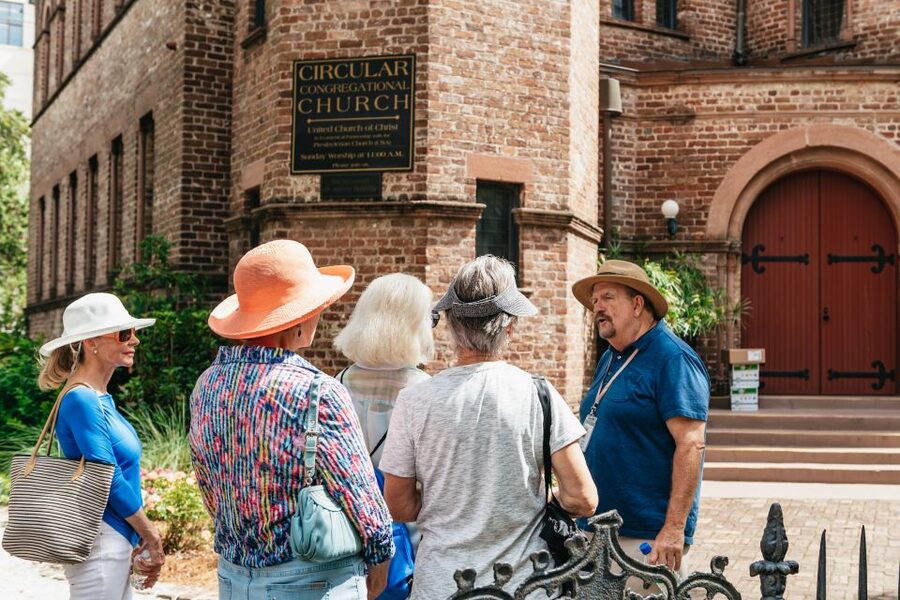 Charleston: Old Walled City Historical Walking Tour - Rainbow Row and the photogenic side of Charleston