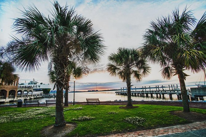 Charleston See-It-All City Bus Tour with Adventure Sightseeing - What the guide adds, and where the tour can vary