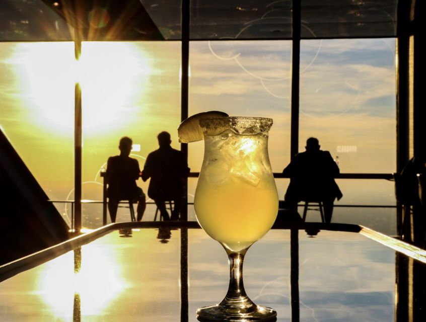 Chicago: 360 Chicago Observation Deck Sip and View Ticket - TILT: the optional thrill over Michigan Avenue