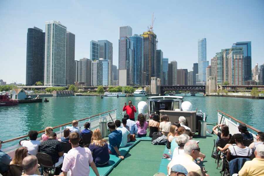 Chicago: Architecture Center Cruise on Chicago's First Lady - The open-air deck, indoor salon, and weather