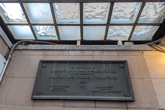 Chicago Architecture Tour: Underground Pedway and the Loop - Block 37 and the Commercial Side of Downtown