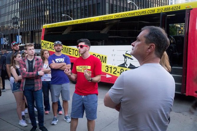 Chicago Crime and Mob Bus Tour - The Chicago River and Wacker Drive