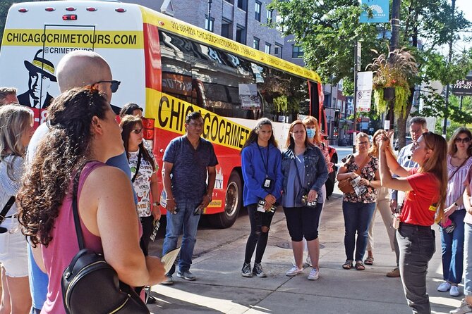 Chicago Crime and Mob Bus Tour - Holy Name Cathedral and the massacre site