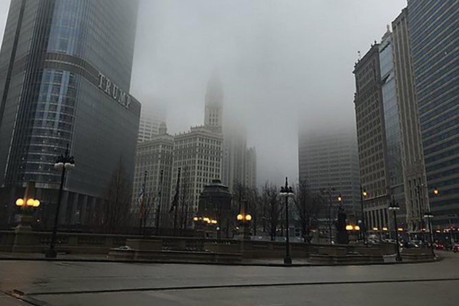 Chicago: Gangsters and Ghosts Walking Tour - Along the Chicago Riverwalk