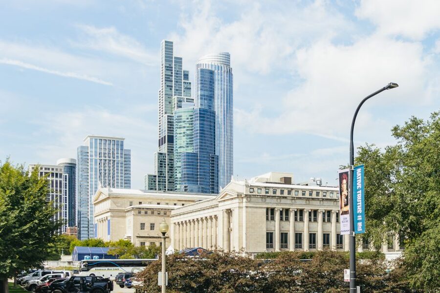 Chicago: Hop-on Hop-off Sightseeing Tour by Open-top Bus - Navy Pier and views across Lake Michigan