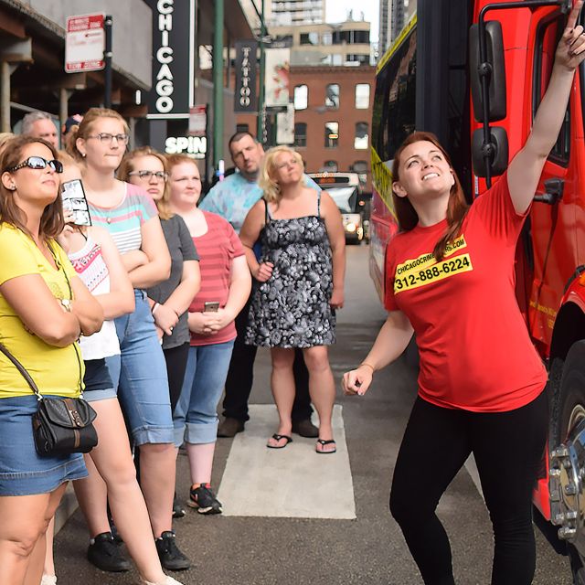 Chicago: Mob and Crime Bus Tour - Neighborhoods, architecture, and views from the bus